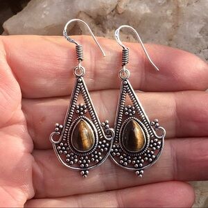 Tiger eye teardrop boho filigree earrings NWT